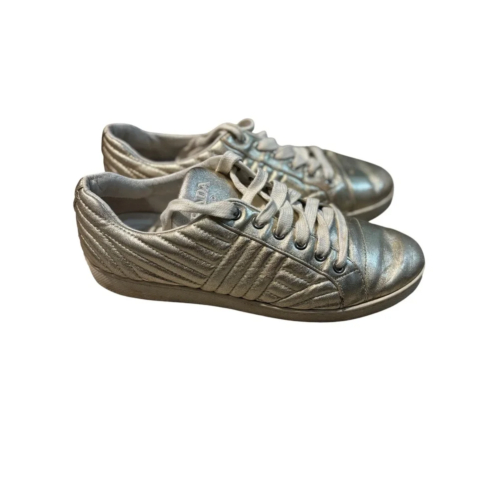 Prada Milano Metallic Gold Quilted Leather Low Top Sneakers‎ 1E254L EU 38.5
